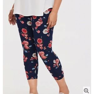 Torrid leggings